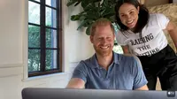 Meghan Markle muncul di trailer "The Me You Can't See" bersama sang suami, Pangeran Harry. (dok. tangkapan layar YouTube/Apple TV)