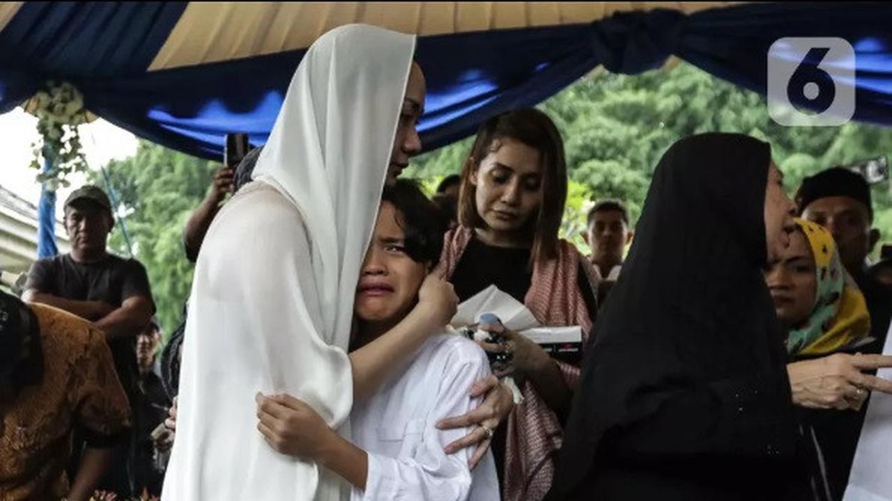 potret haru BCL dan Noah di pemakaman Ashraf