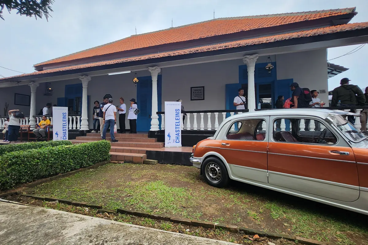 Bangunan eks rumah sakit Harapan menjadi salah satu peninggalan masa Cornelis Chastelein yang berada di Jalan Pemuda, Pancoran Mas, Depok.