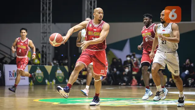 Foto: Keseruan Pertandingan IBL All Star 2022, Tim Putih Menang Tipis atas Tim Merah