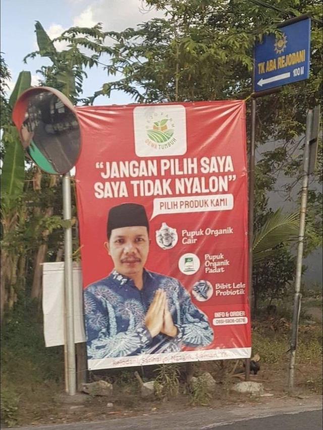 7 Potret Promosi di Spanduk Jualan Ini Kocak, Enggak Habis Pikir