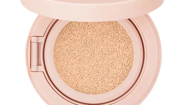 Wajah Mulus Tanpa Pori-Pori dengan BB Cushion Maybelline X Gigi Hadid