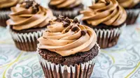 10 Resep Bolu Kukus Lembut dan Praktis untuk Pemula yang Anti Gagal