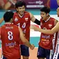 Timnas voli putra Indonesia berselebrasi usai menumbangkan Filipina pada laga perdana turnamen SEA V League 2023 di Padepokan Voli Jenderal Polisi Kunarto, Sentul, Bogor, Jawa Barat, Jumat (21/7/2023). (Liputan6.com/Helmi Fithriansyah)