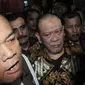 La Nyalla menjadi tersangka kasus korupsi dana hibah Kadin Jawa Timur senilai Rp 5,3 miliar, Jakarta pada Selasa (31/5). La Nyalla menolak menandatangi berkas penahanannya oleh Kejagung (Liputan6.com/Helmi Afandi)