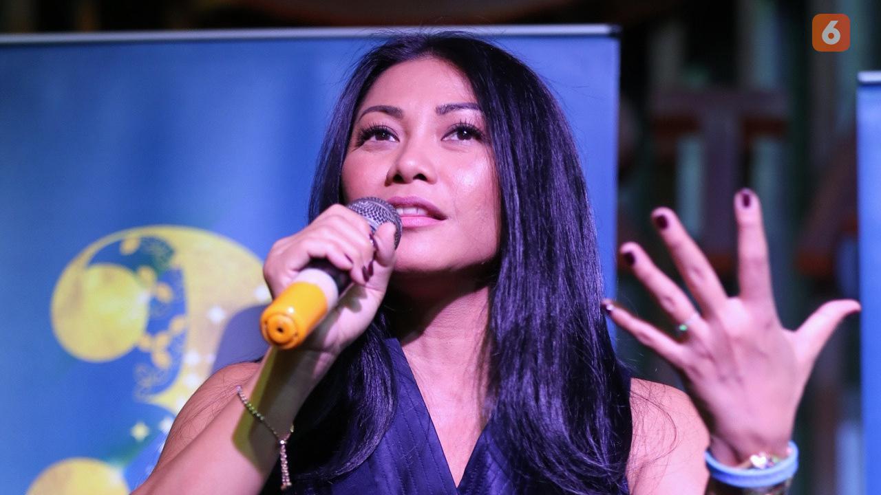 [Fimela] Anggun C Sasmi