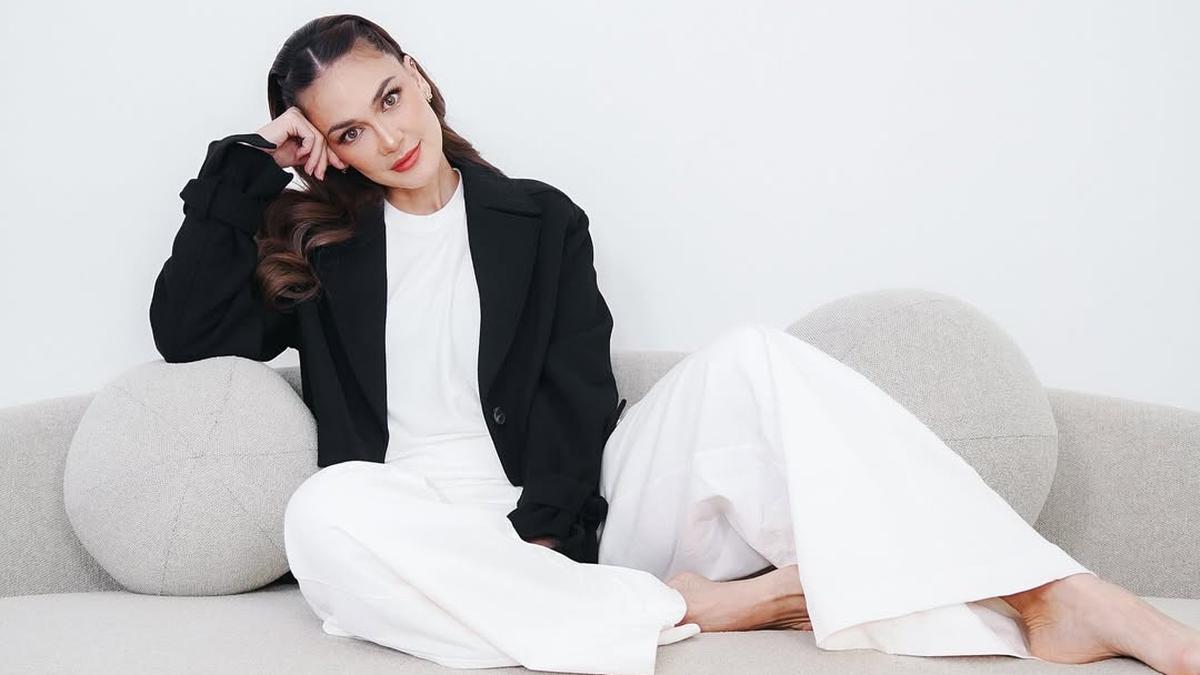 Luna Maya dan Libra: Si Elegan yang Bisa Ditiru
