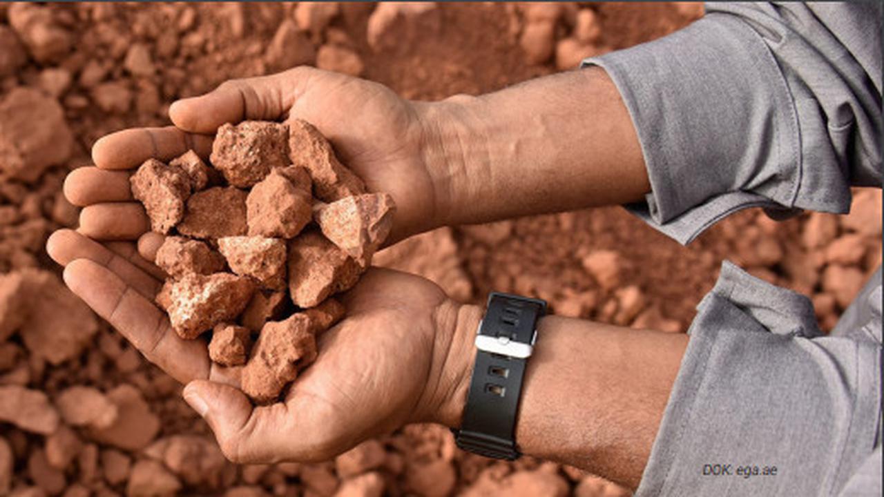 Ilustrasi Bauksit. Foto: Kementerian ESDM