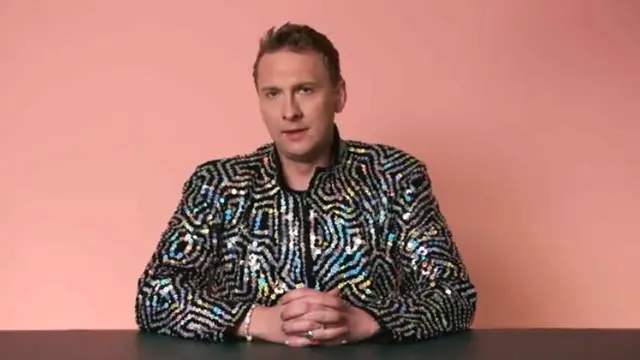 Joe Lycett (sumber: twitter.com/joelycett)