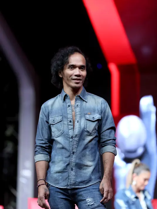 "Ini berhasil buat saya turun gunung. Kehadiran saya di bangku coach The Voice Indonesia," ujarnya. (Foto: Andy Masela/Bintang.com)