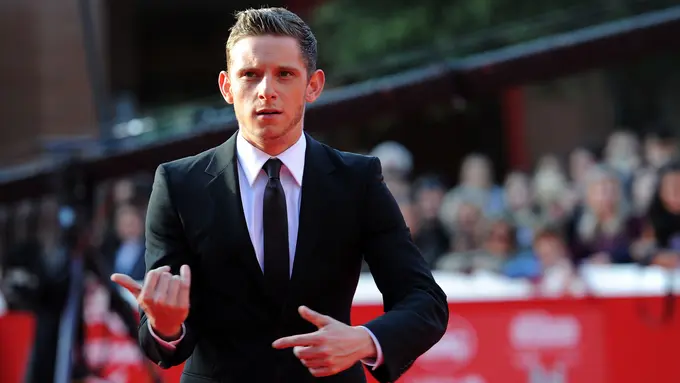 [Bintang] Jamie Bell