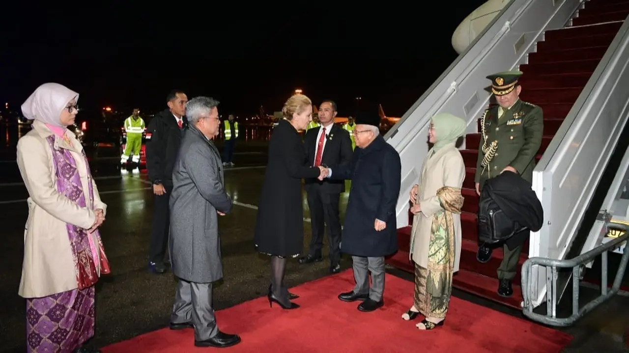 Wakil Presiden (Wapres) Ma’ruf Amin beserta delegasi terbatas tiba di Bandara Internasional Eleftherios Venizelos, Athena, Yunani.