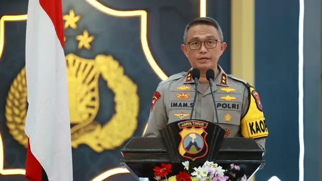 Kapolda Jatim Irjen Pol Imam Sugianto. (Dian Kurniawan/Liputan6.com)