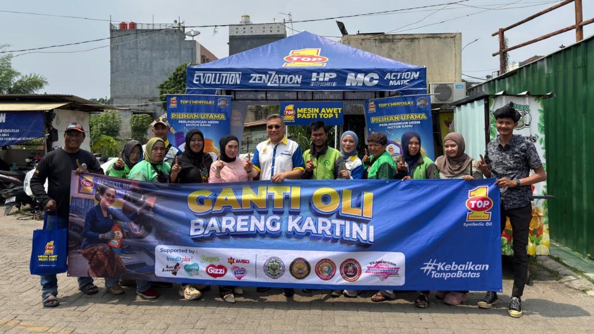 TOP 1 Rayakan Hari Kartini dengan Ganti Oli Gratis untuk Ojol Wanita Tangguh