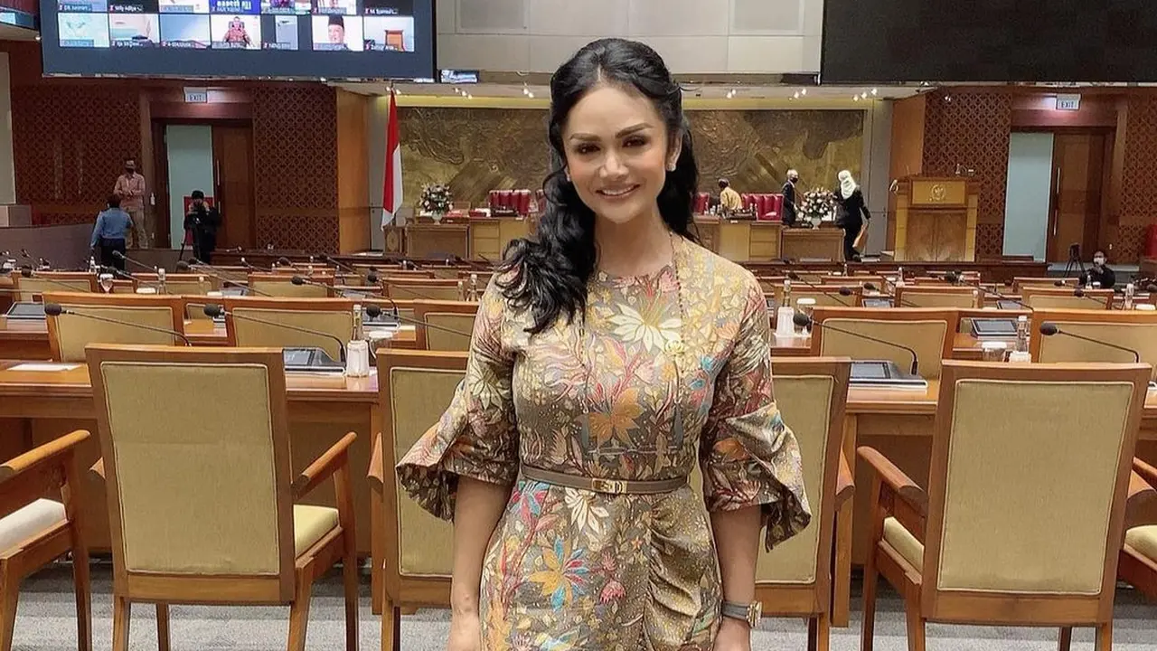 Krisdayanti.