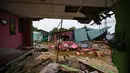 Negara bagian Kelantan, Malaysia menjadi daerah yang paling parah terdampak. Berdasar data Badan Nasional Penanggulangan Bencana (NADMA) setempat ada 96.743 orang dievakuasi. (MOHD RASFAN/AFP)