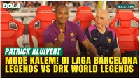 Patrick Kluivert Tak Banyak Aksi saat Barcelona Legends Hajar DRX World Legends 3-0