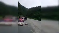 Jatuh dari Ketinggian 150 Meter, 20 Penumpang Bus di Bolivia Tewas