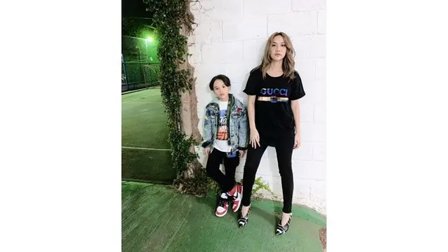 6 Momen Harmonis Noah Sinclair Bareng Bunga Citra Lestari, Berbagi Tawa