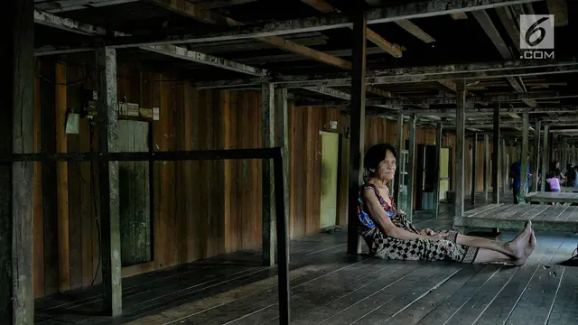 Melihat Rumah Adat Tertua di Kalimantan Barat
