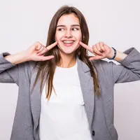 Ilustrasi Happy Girl Credit: shutterstock.com