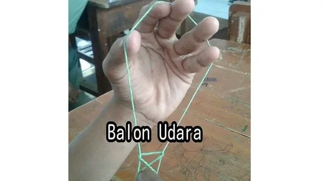 6 Potret Main Karet Gelang Ini Bikin Nostalgia, Pernah Coba?