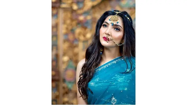 7 Potret Ashanty Saat Kenakan Pakaian Bertema Indian Look, Bikin Pangling