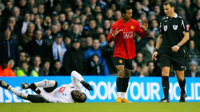 Luis Nani (AFP PHOTO/CARL DE SOUZA)