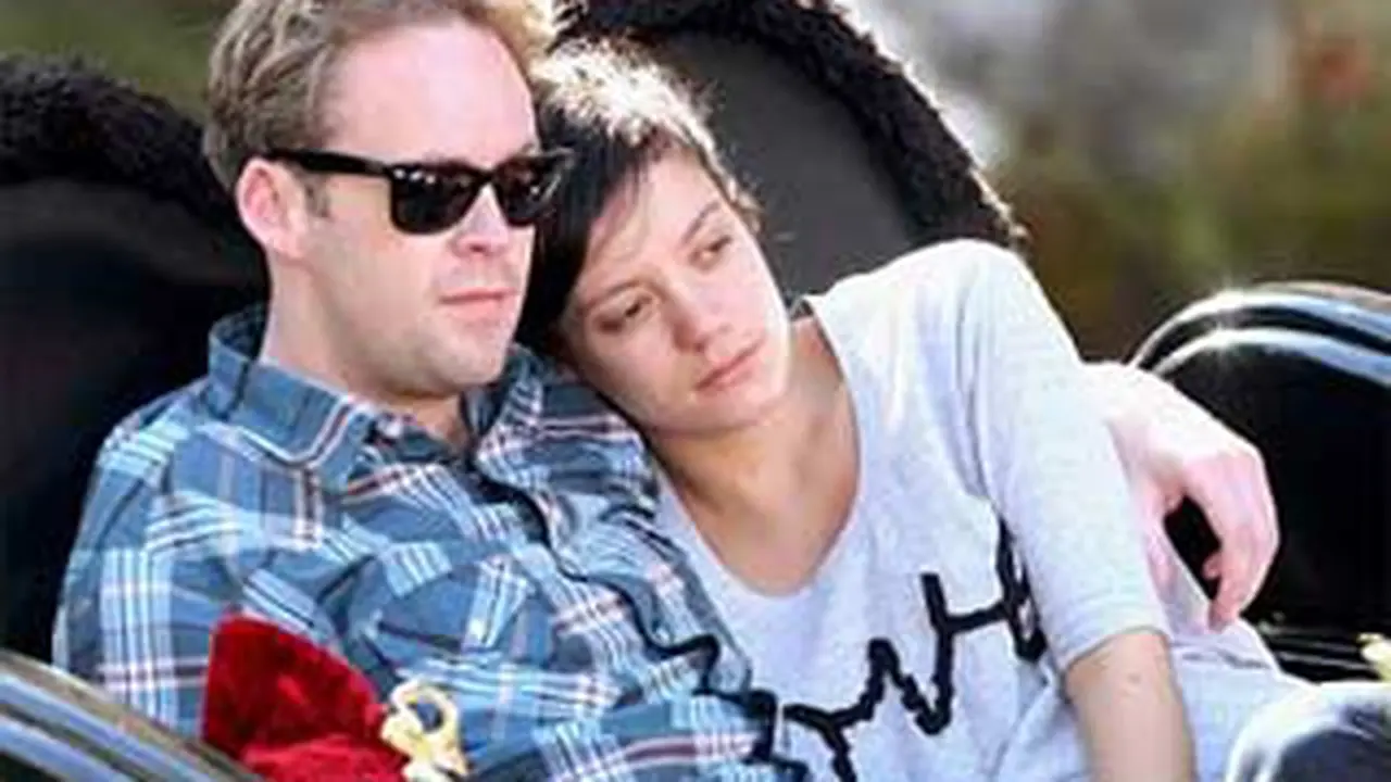 Sam Cooper dan Lily Allen.