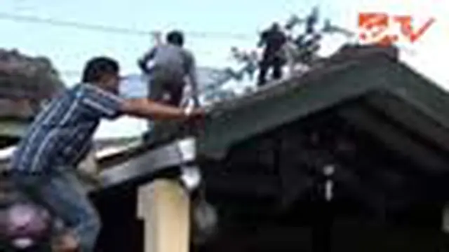 Dikepung Satu Jam, Dua Penjambret Diringkus