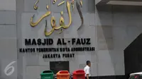 Masjid Al- Fauz Kantor Pemerintahan Kota Administrasi Jakarta Pusat (Liputan6.com/Helmi Afandi) 