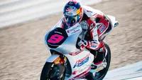 Hasil Moto3 Catalunya: Start dari Posisi 20, Veda Ega Ngamuk dan Finis Urutan Ke-8