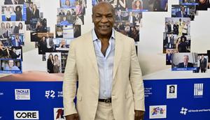 Mike Tyson menghadiri Hari Amal 2025 yang diselenggarakan oleh Cantor Fitzgerald Relief Fund di Cantor pada 11 September 2025 di Kota New York. (Eugene Gologursky/Getty Images via AFP)