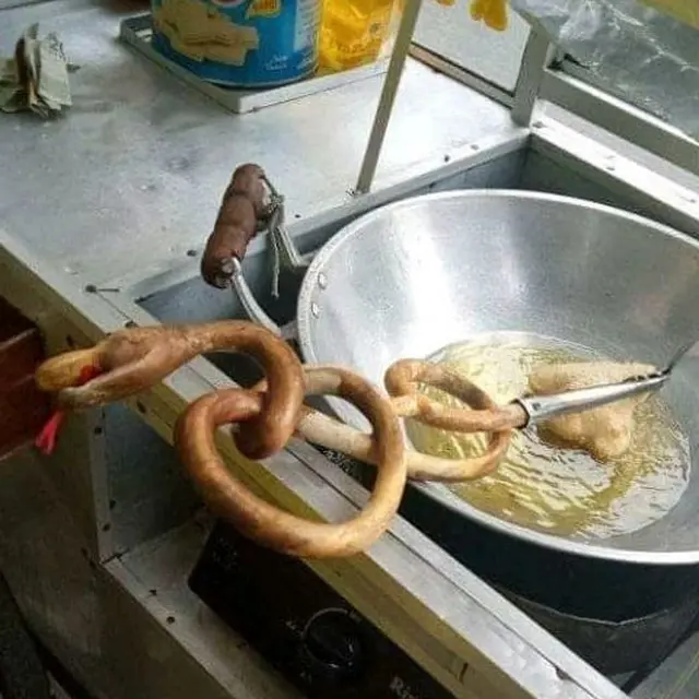 6 Potret Alat Dapur Beralih Fungsi Ini Bikin Geleng-Geleng Kepala