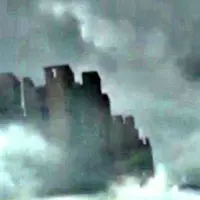 Secara misteruis, 'kota melayang' ini muncul di langit Cina.