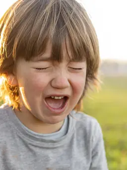 Tantrum pada anak terjadi karena keadaan emosional mereka masih belum seimbang. (Foto/dok: Freepik)