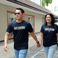 Elly Sugigi dan Irfan Sbaztian [foto: Instagram/elysugigi_real_]