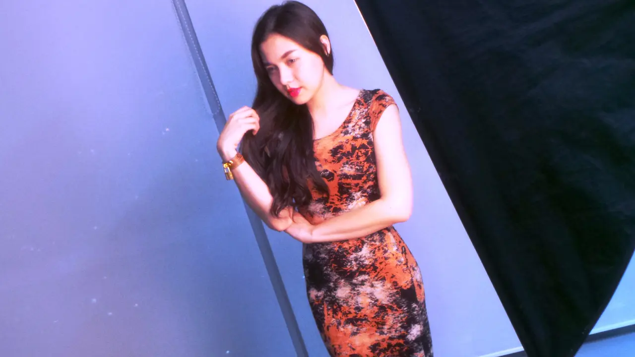 Vicky Shu 1114 2