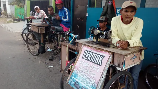 Deretan penjahit spesialis vermak pakaian
