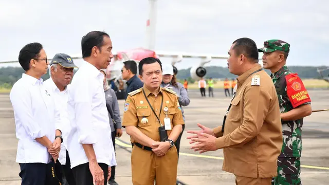 Presiden Jokowi Sebut RSUD H. Hanafie Muara Bungo Kekurangan MRI, Ruangan, dan Tempat Tidur (Foto Rusman - Biro Pers Sekretariat Presiden)