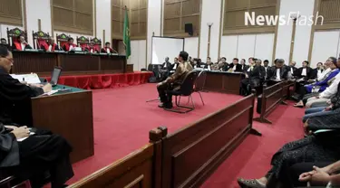 Pelaksanaan sidang Ahok biasanya digelar Selasa, namun karena jelang pencoblosan Pilkada DKI, Rabu 15 Februari, sidang kesepuluh itu dimajukan Senin (13/2/2017).