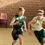 Permainan bola basket sangat diminati oleh anak-anak muda.