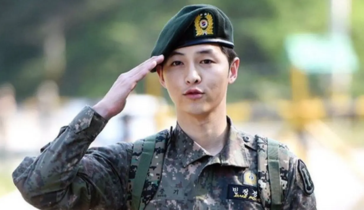 Sekarang ini Song Joong Ki benar-benar sedang berbahagia. Bukan hanya hari pernikahannya bersama Song Hye Kyo yang semakin dekat, namun lantaran hari ulang tahunnya juga. (Instagram/noknan_aonzon)