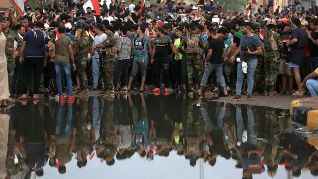 Demonstrasi di Irak pada 28 Oktober 2019 (Nabil al-Jurani / AP PHOTO)