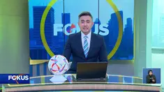 Perbarui informasi Anda di Fokus edisi (12/07) dengan berita-berita di antaranya, Jeroan Hewan Dibuang ke Sungai, Pemisahan Kursi Penumpang Angkutan Umum, Sekolah Kekurangan Murid Baru.
