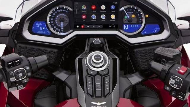 Honda Gold Wing Bisa Nyambung ke Android Auto (Paultan)