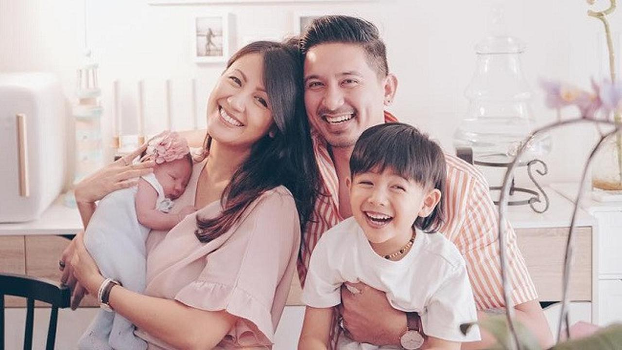 Sharena dan Ryan Delon