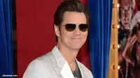 Fans Minta Jim Carrey Donasikan Seluruh Honornya di Kick-Ass 2
