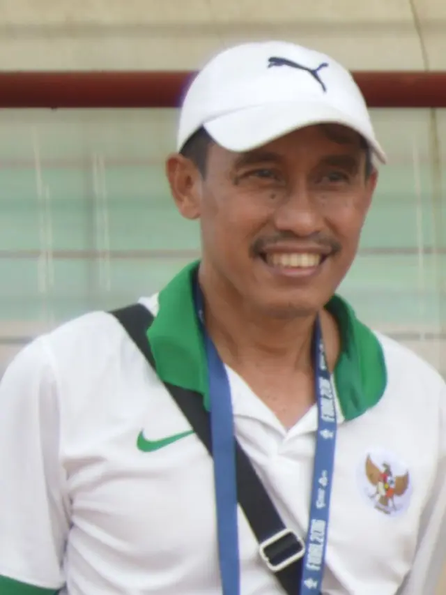 Pelatih Persab Brebes, Bambang Warsito