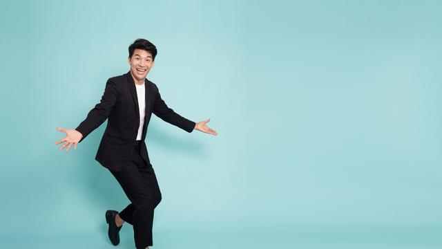 Ilustrasi pria yang optimis dalam pekerjaan